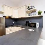 Cozy Soleil Apartment